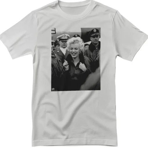Marilyn Monroe - Smile In The Crowd Photo T-Shirt